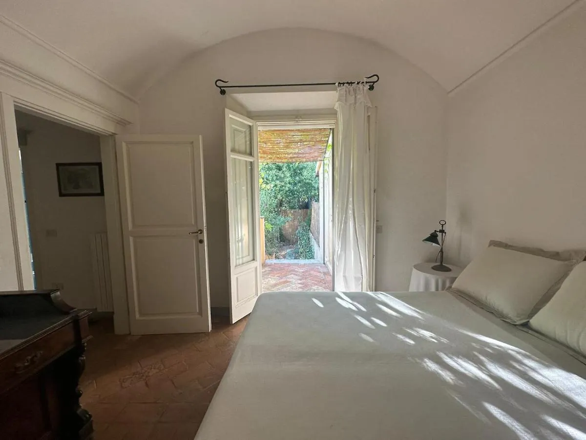Holiday home Podere Le Cave Casa Etrusco Villa La Caduta